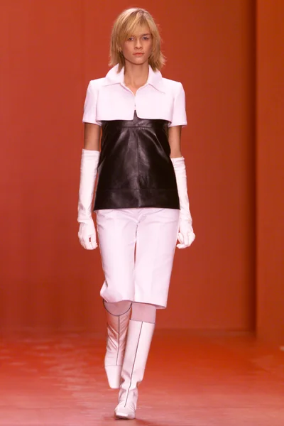 Look 24